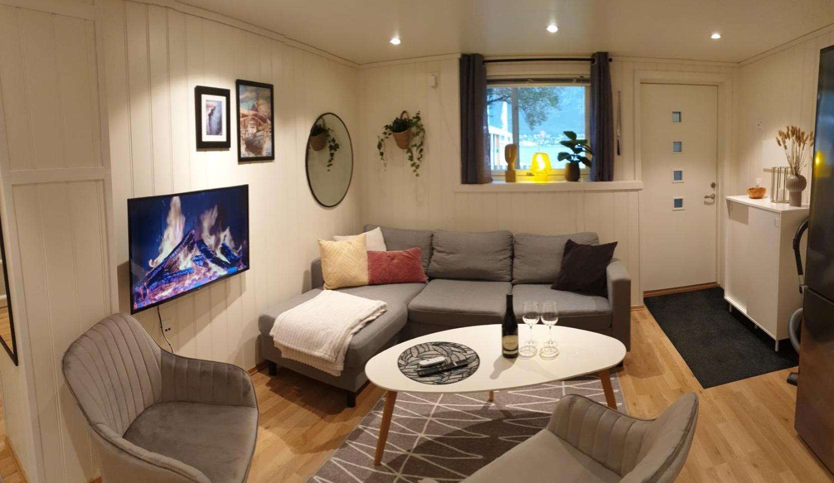 Stakkevolvegen 58 Apartment ทรอมโซ ภายนอก รูปภาพ